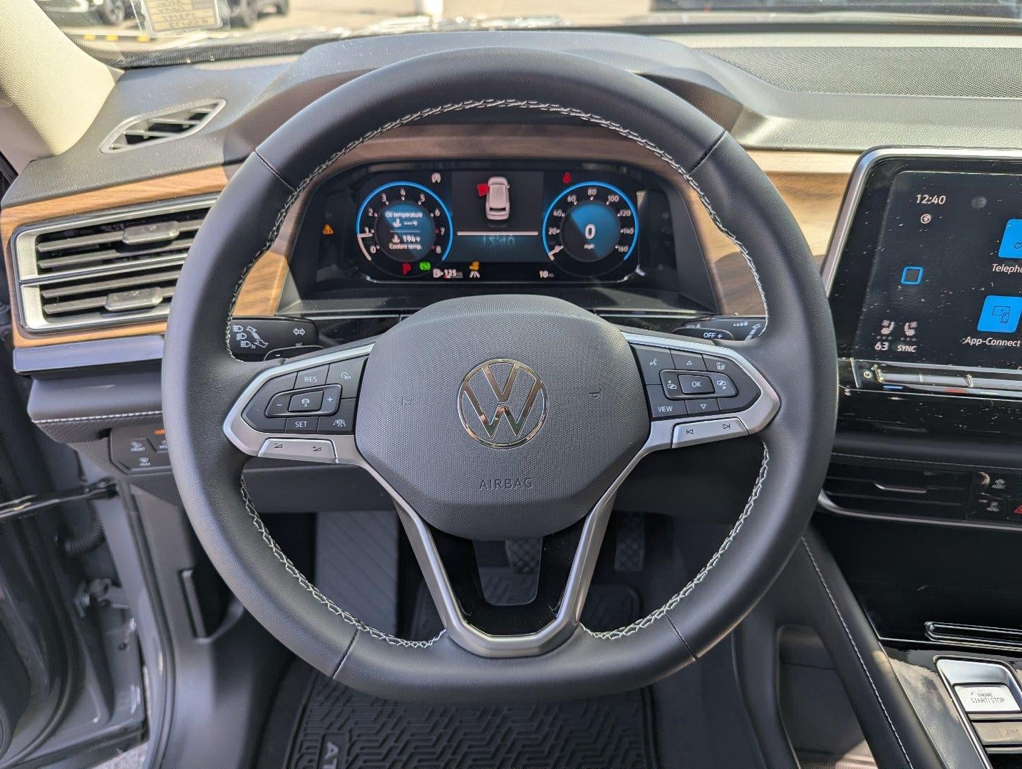 2026 Volkswagen Atlas 2.0T SE W/TECHNOLOGY
