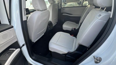 2027 Volkswagen Atlas 2.0T SE w/ Technology
