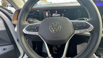2027 Volkswagen Atlas 2.0T SE w/ Technology