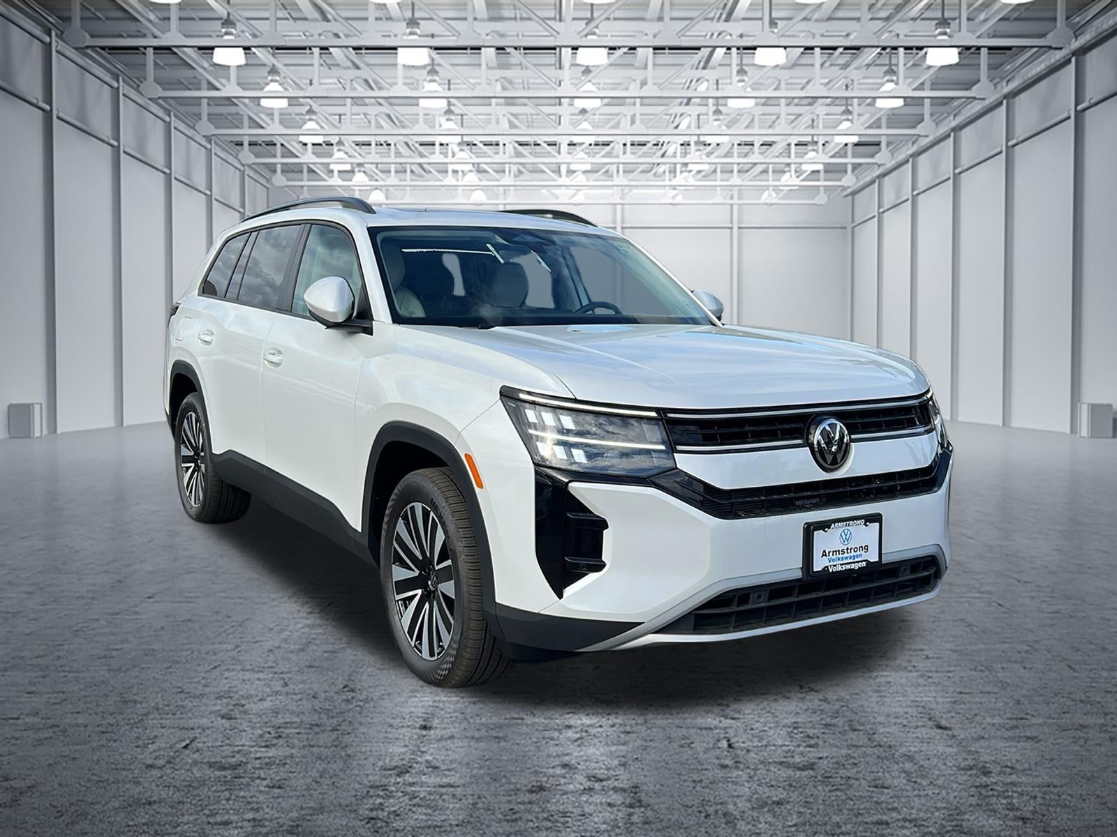 2027 Volkswagen Atlas 2.0T SE w/ Technology