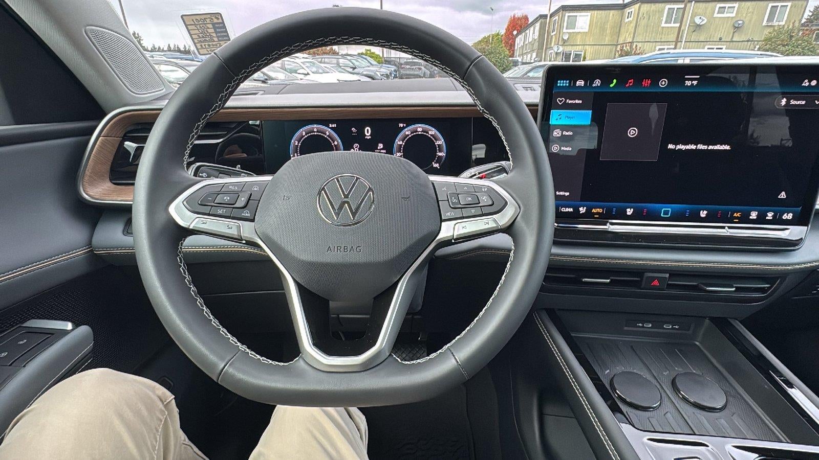 2027 Volkswagen Atlas 2.0T SE w/ Technology