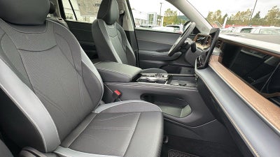 2027 Volkswagen Atlas 2.0T SE w/ Technology