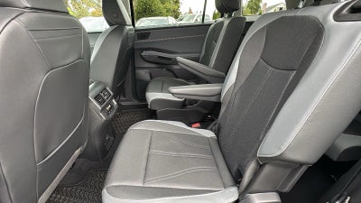 2027 Volkswagen Atlas 2.0T SE w/ Technology