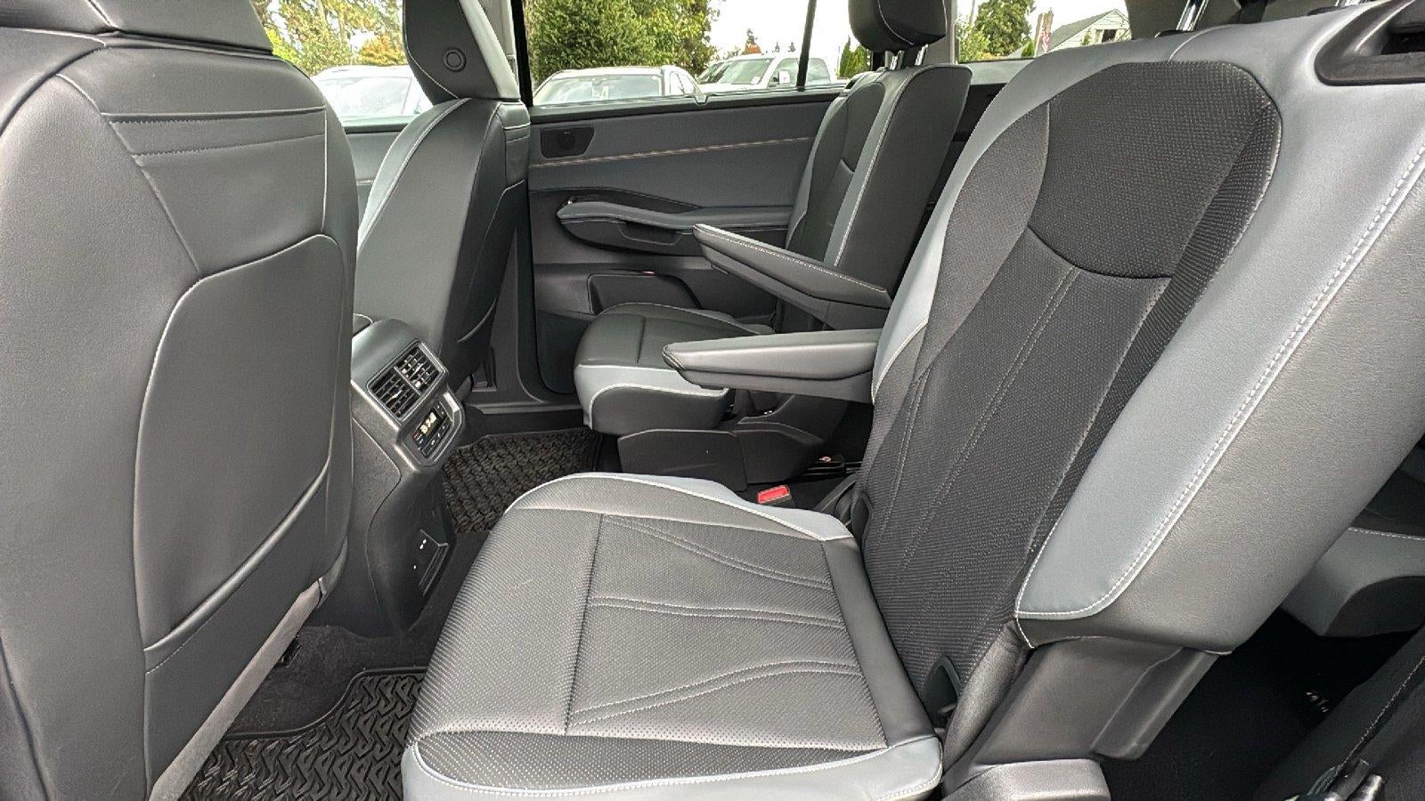 2027 Volkswagen Atlas 2.0T SE w/ Technology