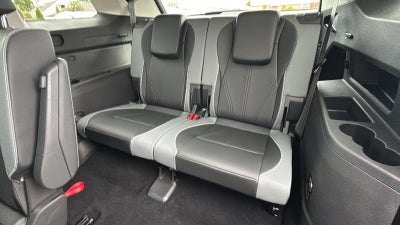 2027 Volkswagen Atlas 2.0T SE w/ Technology