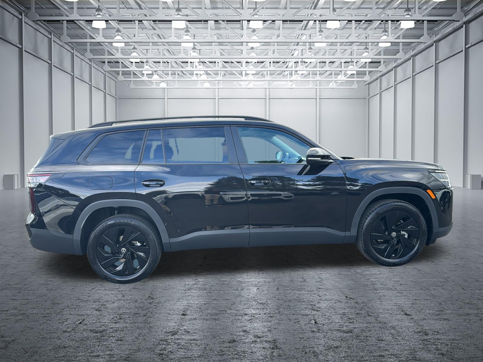 2027 Volkswagen Atlas 2.0T SE w/ Technology