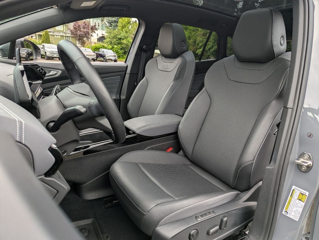 2023 Volkswagen ID.4 Pro S Plus