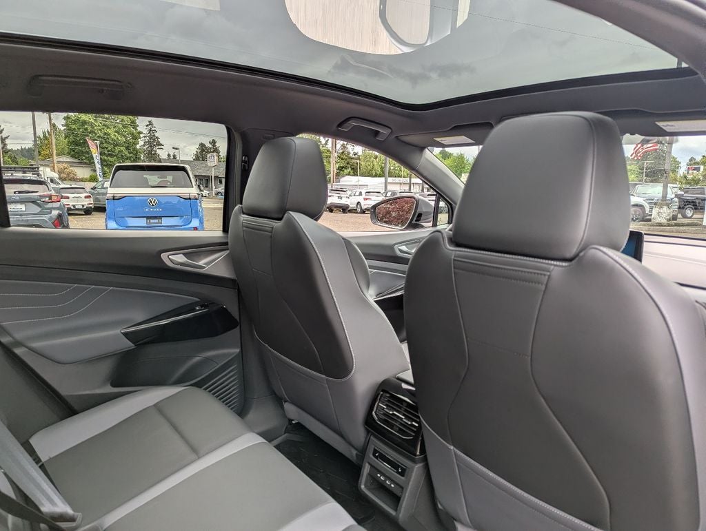 2023 Volkswagen ID.4 Pro S Plus