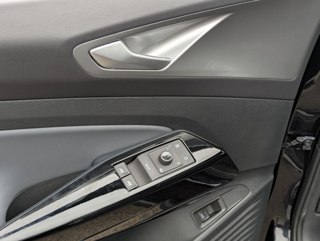 2023 Volkswagen ID.4 Pro S Plus