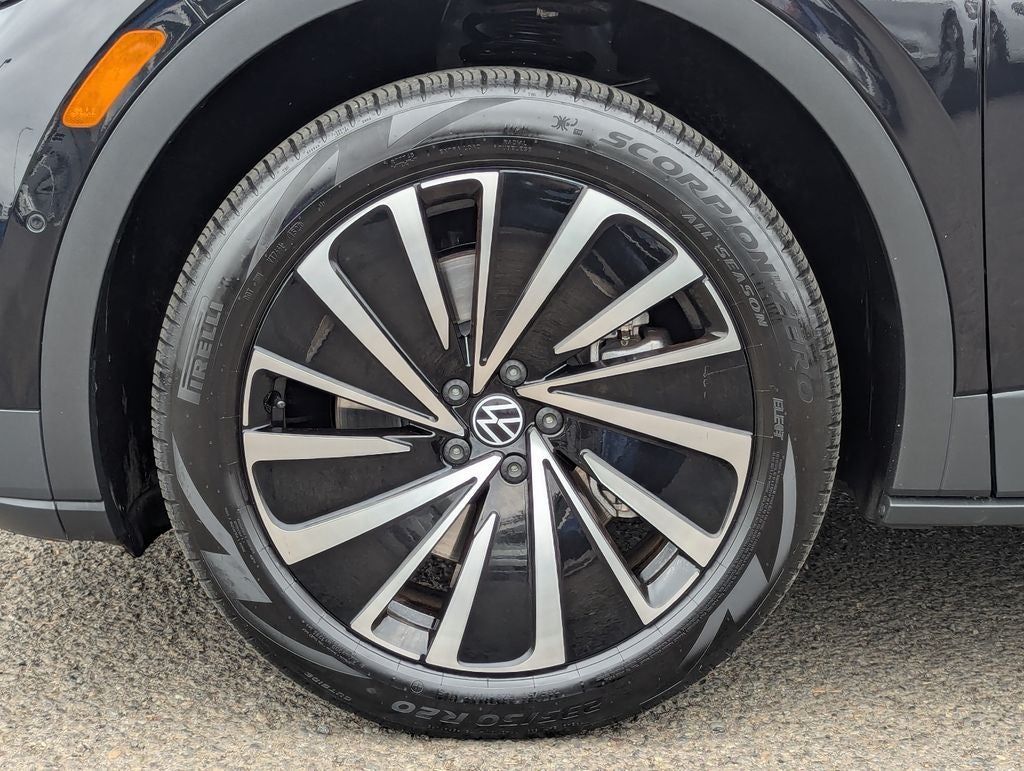 2023 Volkswagen ID.4 Pro S Plus