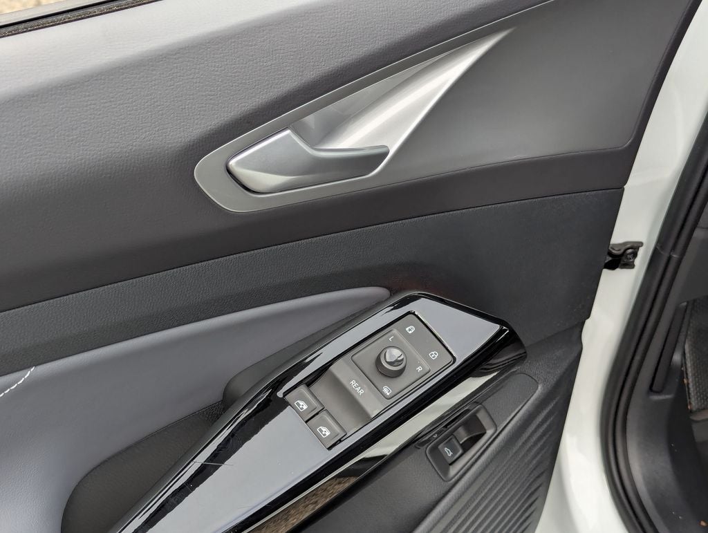 2023 Volkswagen ID.4 Pro S Plus