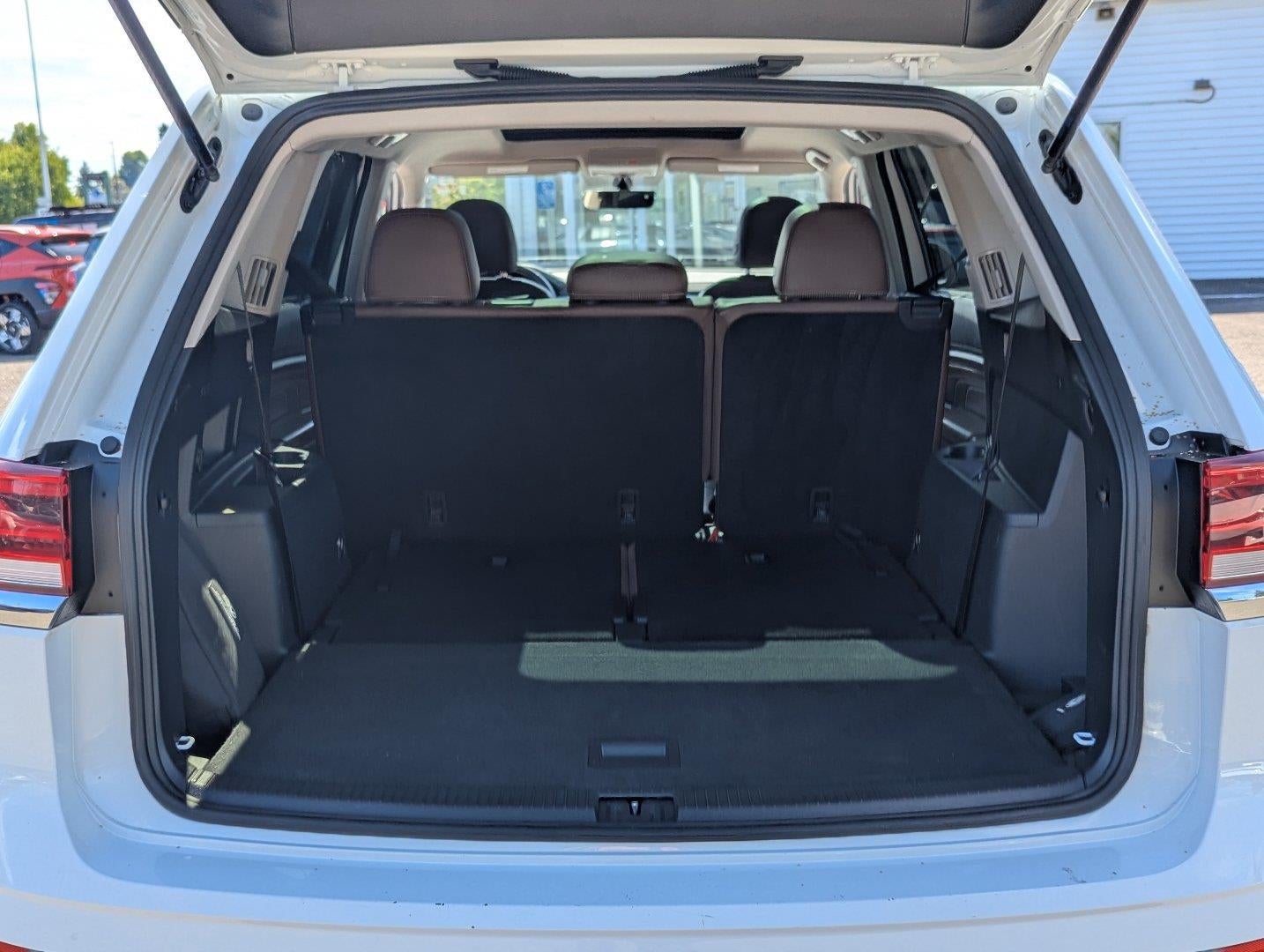 2022 Volkswagen Atlas 2.0T SE w/Technology