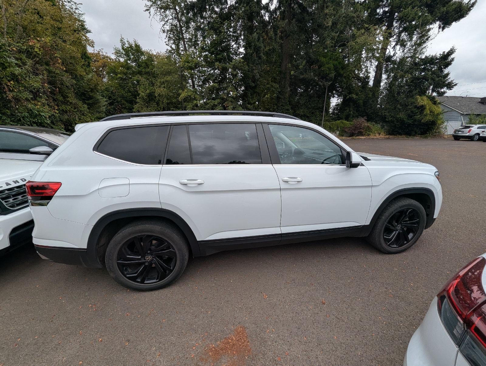2022 Volkswagen Atlas 2.0T SE w/Technology