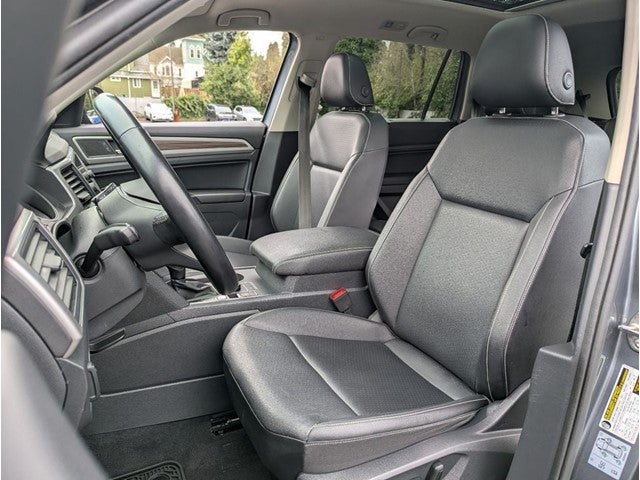 2021 Volkswagen Atlas 3.6L V6 SE w/Technology