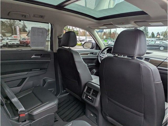 2021 Volkswagen Atlas 3.6L V6 SE w/Technology