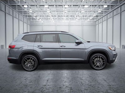 2021 Volkswagen Atlas 3.6L V6 SE w/Technology