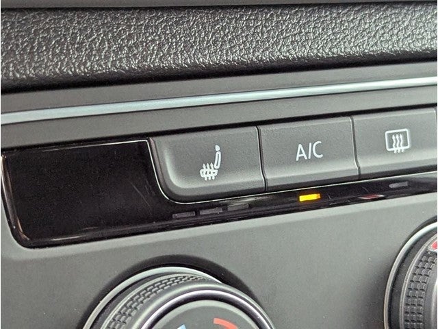 2023 Volkswagen Atlas Cross Sport 2.0T SE