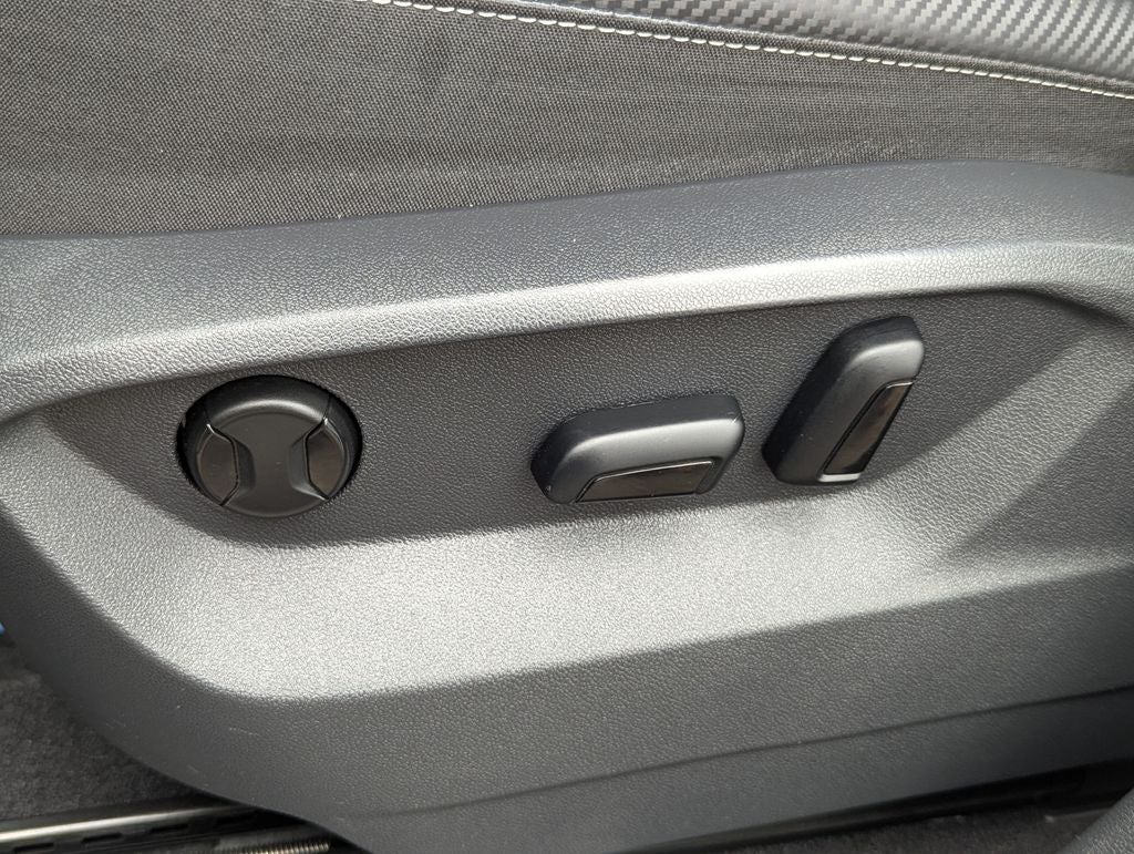 2023 Volkswagen Atlas Cross Sport 2.0T SE