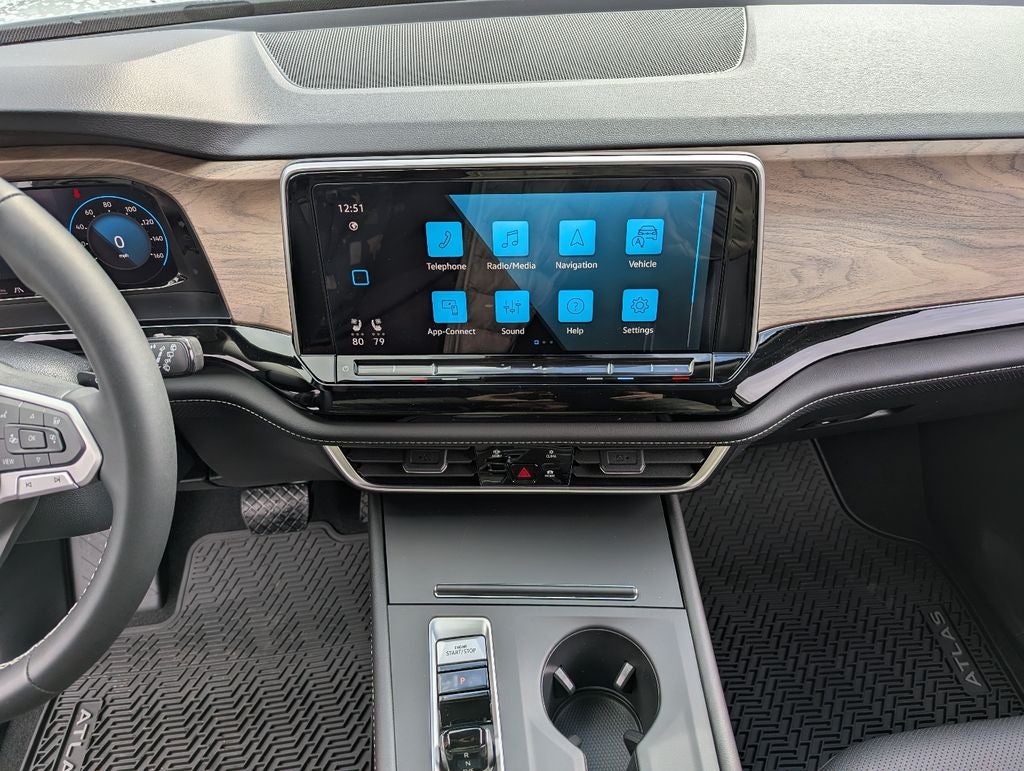 2026 Volkswagen Atlas 2.0T SE