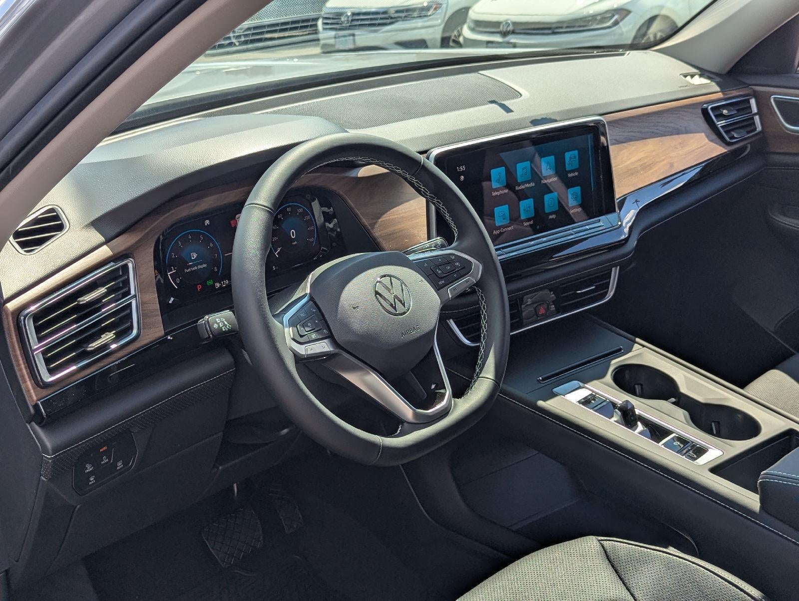 2026 Volkswagen Atlas 2.0T SE