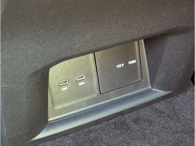 2022 Volkswagen Atlas Cross Sport 2.0T SEL R-Line