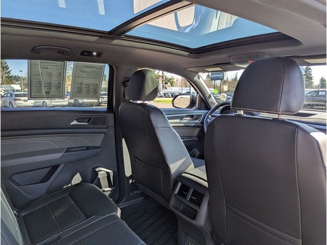 2022 Volkswagen Atlas Cross Sport 2.0T SEL R-Line