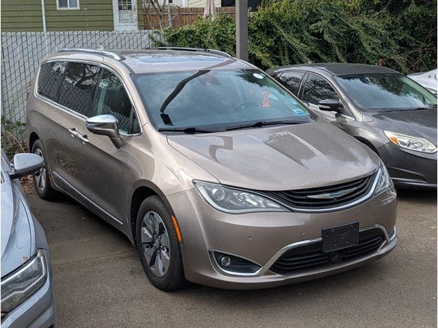 2018 Chrysler Pacifica Hybrid Limited