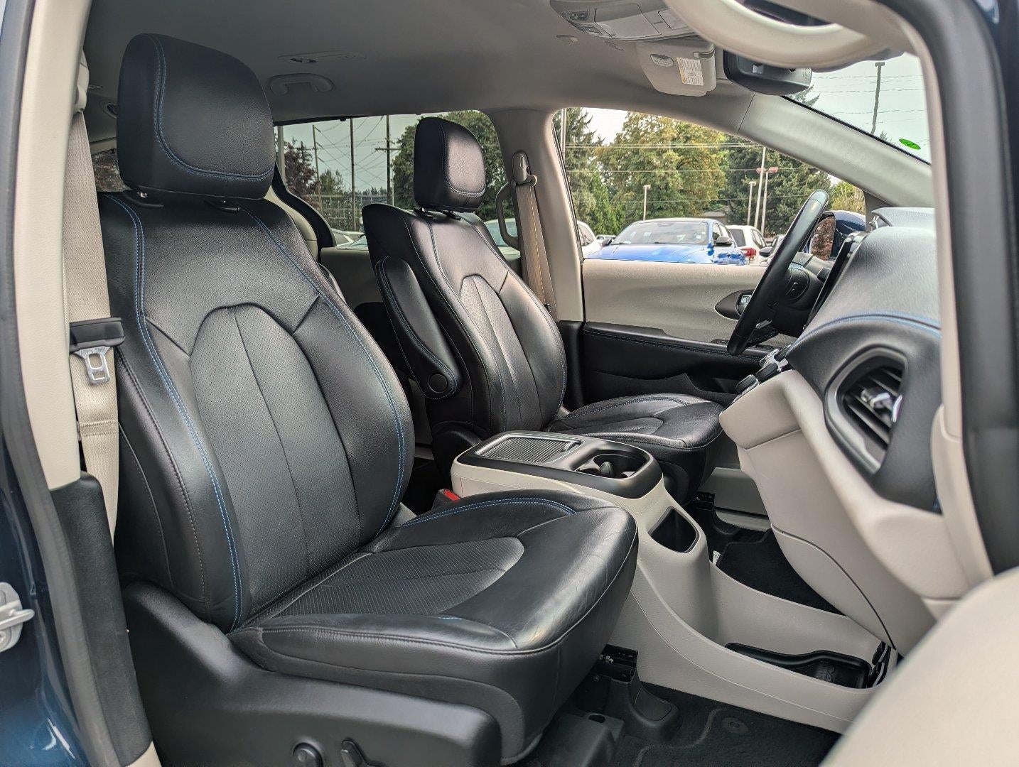 2021 Chrysler Pacifica Touring L