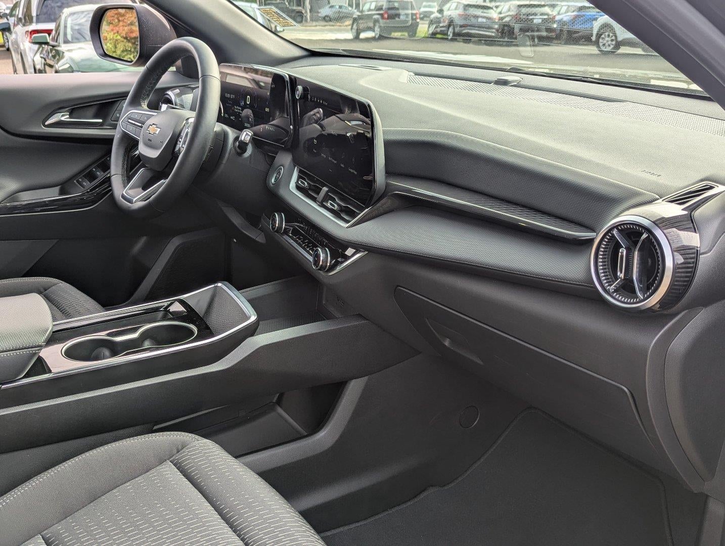 2025 Chevrolet Equinox AWD LT