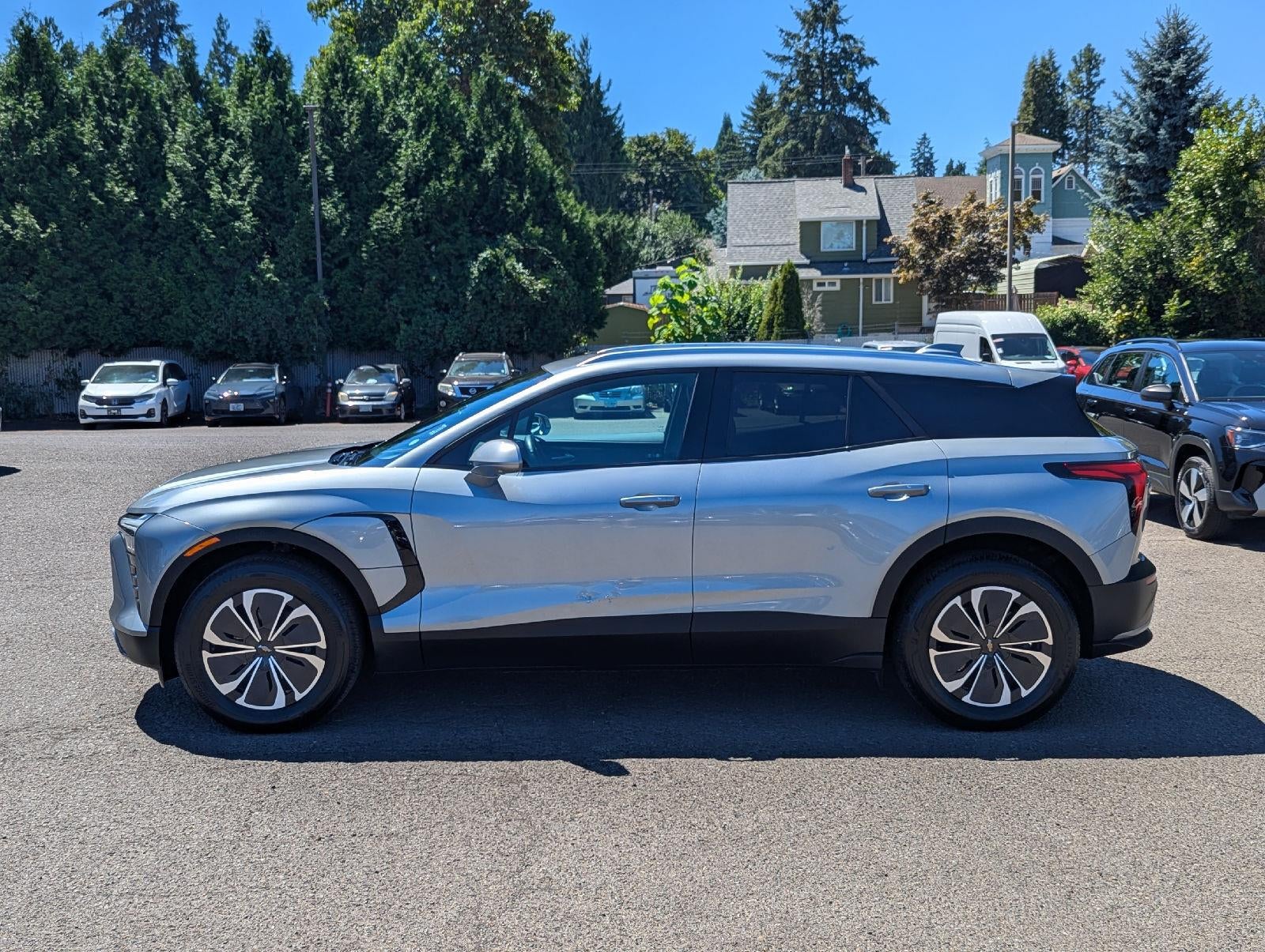 Used 2024 Chevrolet Blazer EV LT with VIN 3GNKDBRJ9RS211716 for sale in Gladstone, OR
