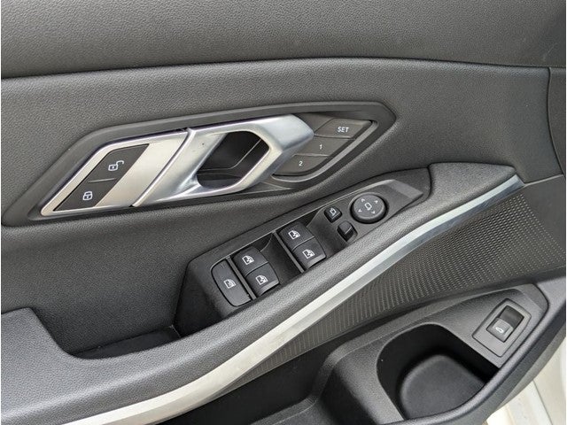 2020 BMW 3 Series 330i xDrive