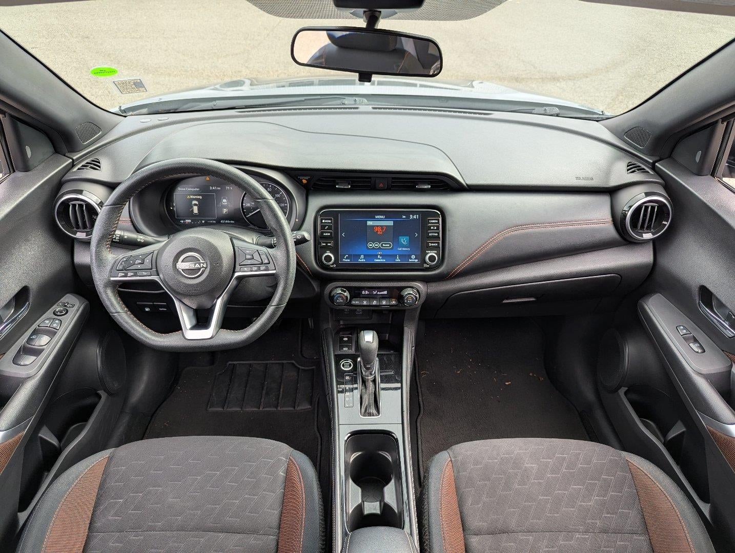 2024 Nissan KICKS SR FWD