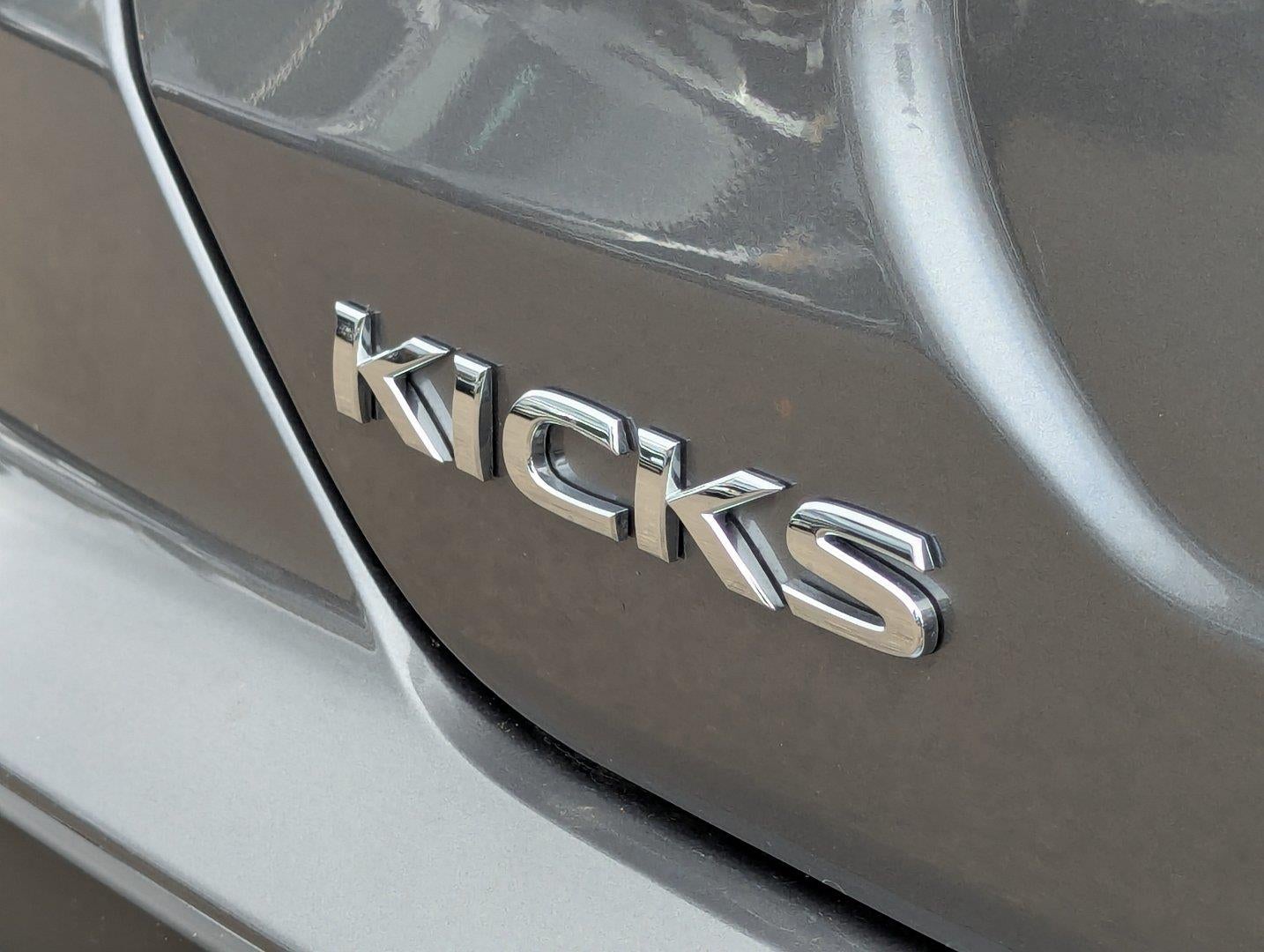 2024 Nissan KICKS SR FWD