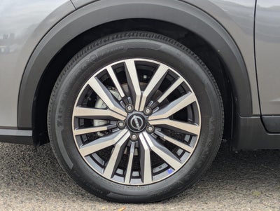 2024 Nissan KICKS SR FWD