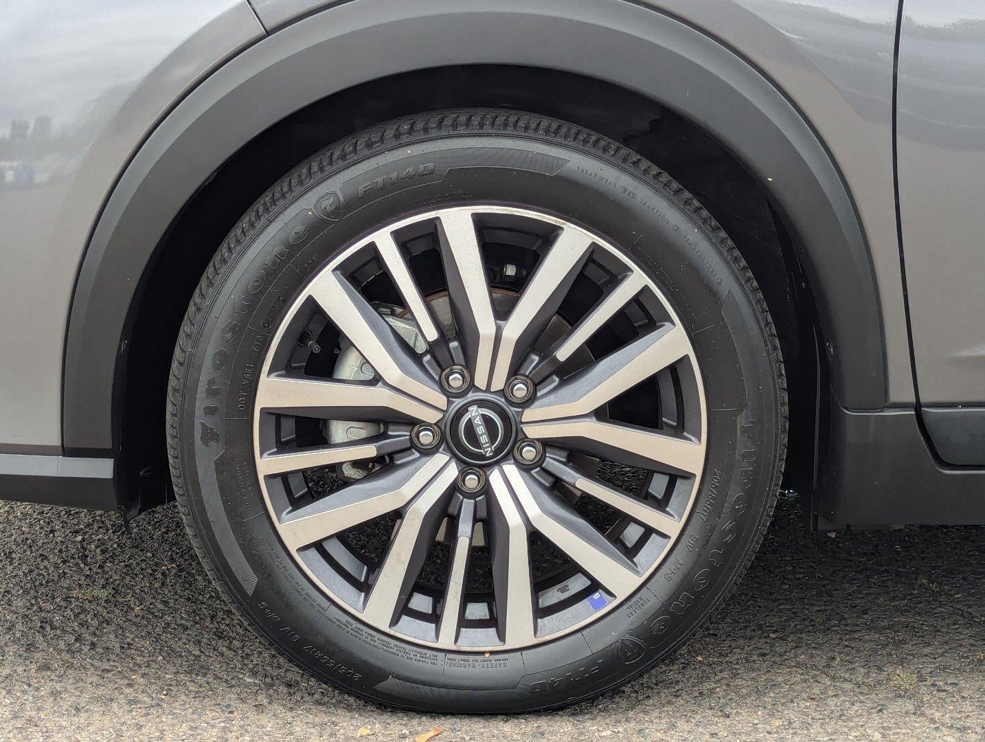 2024 Nissan KICKS SR FWD