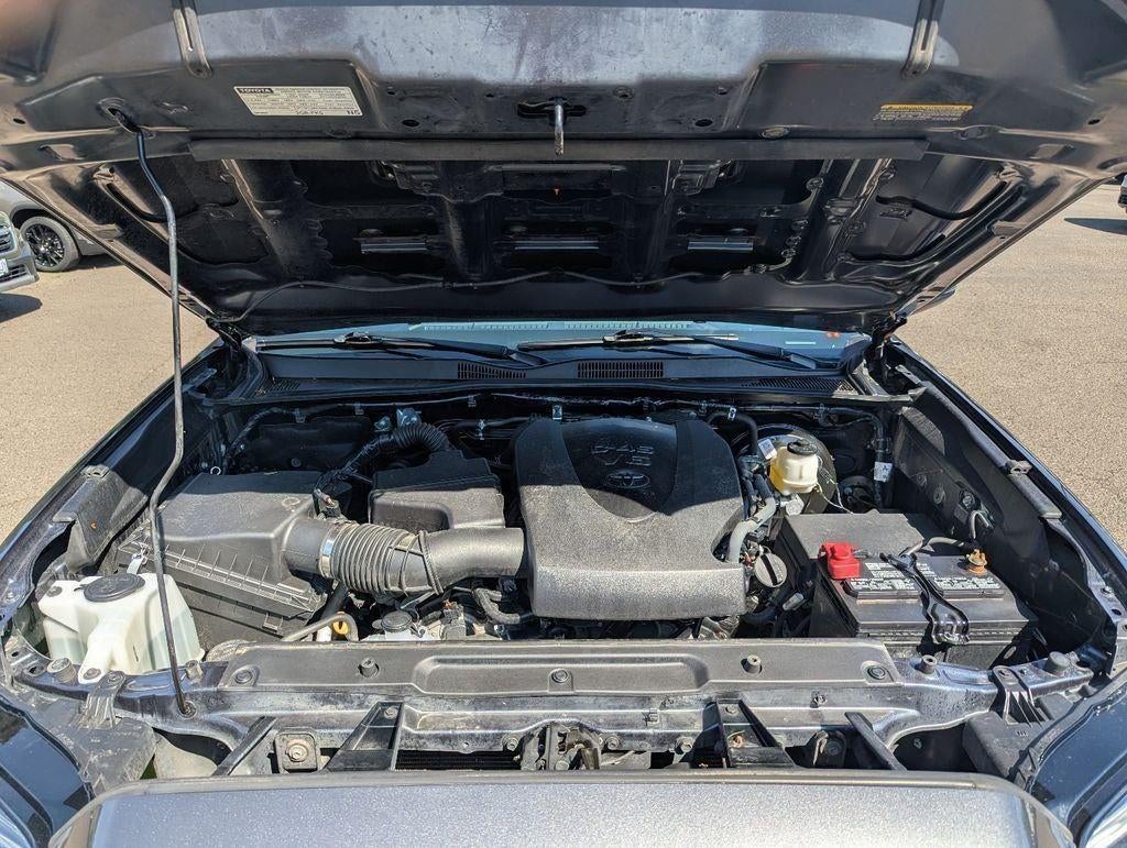 2022 Toyota Tacoma TRD Sport V6