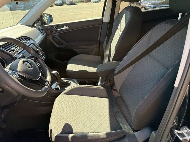 2018 Volkswagen Tiguan S