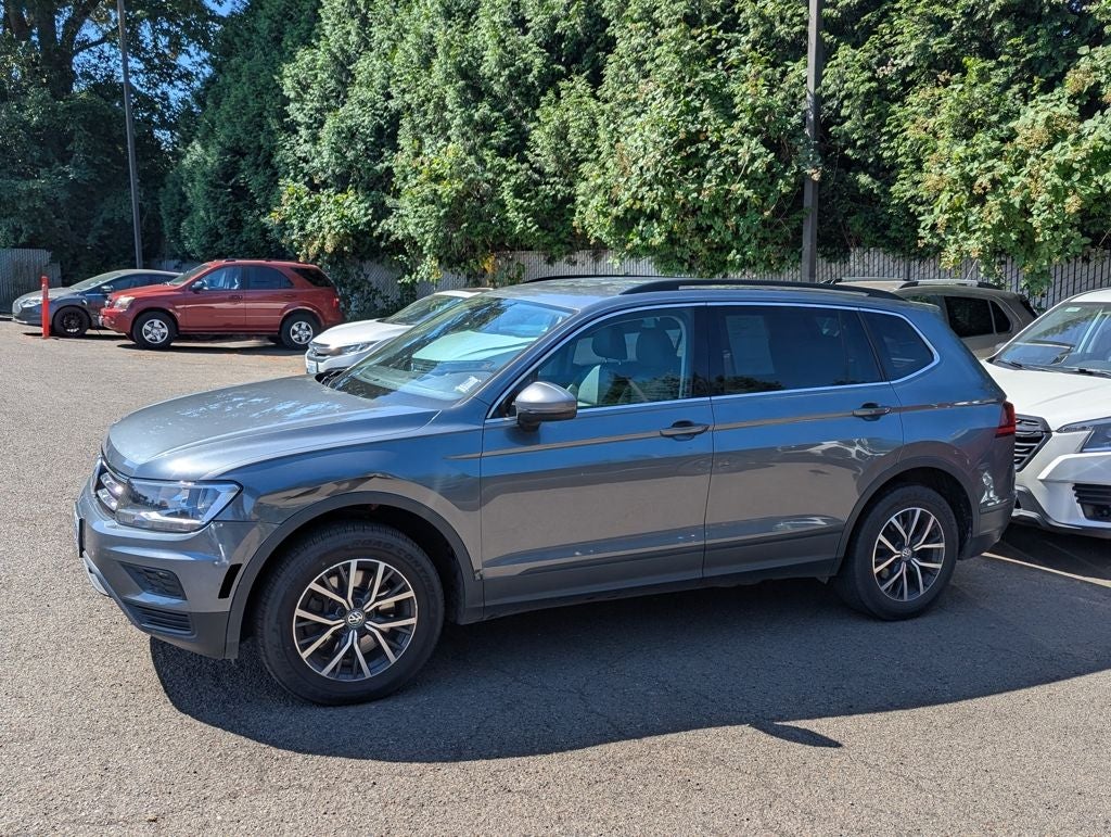 Used 2019 Volkswagen Tiguan SE with VIN 3VV2B7AX7KM161289 for sale in Gladstone, OR