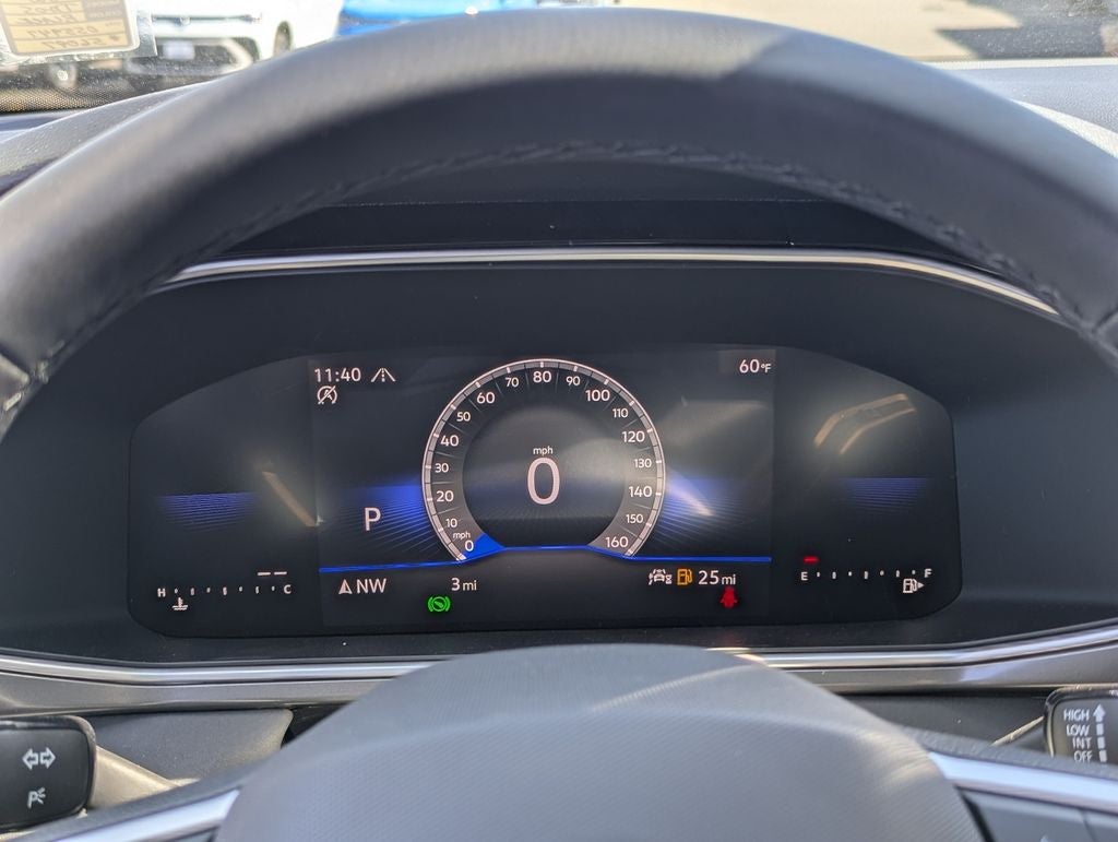 2026 Volkswagen Taos 1.5T SE Black