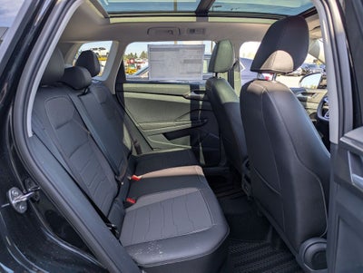2026 Volkswagen Taos 1.5T SE Black