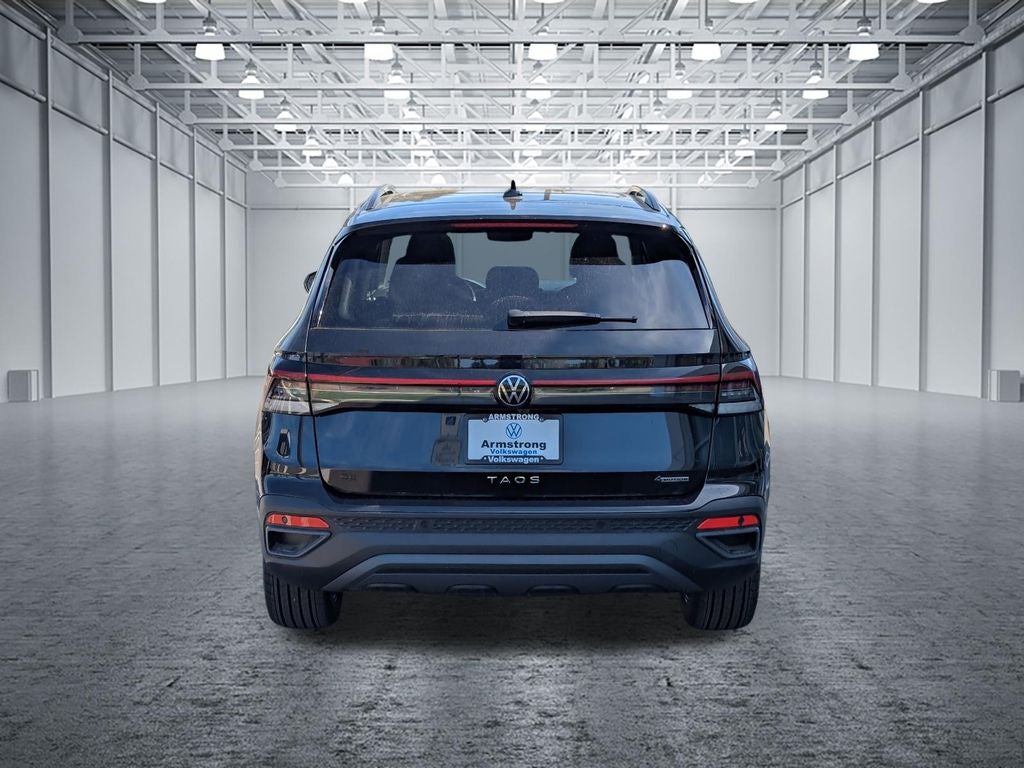 2026 Volkswagen Taos 1.5T SE Black