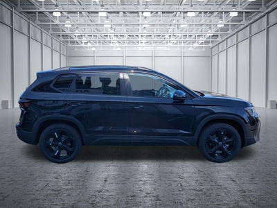 2026 Volkswagen Taos 1.5T SE Black