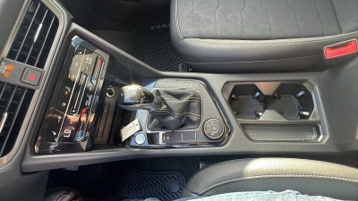 2027 Volkswagen Taos 1.5T SE Black