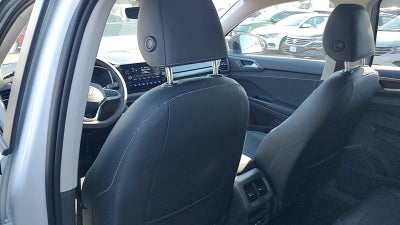 2027 Volkswagen Taos 1.5T SE Black