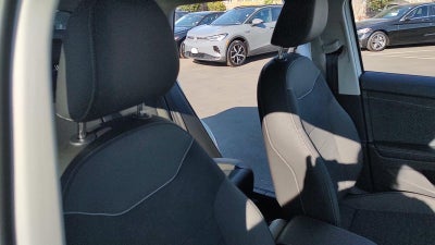 2027 Volkswagen Taos 1.5T SE Black