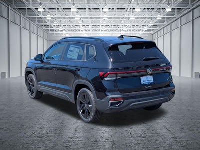 2026 Volkswagen Taos 1.5T SE Black