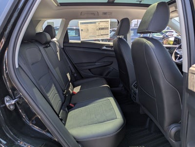 2026 Volkswagen Taos 1.5T SE Black