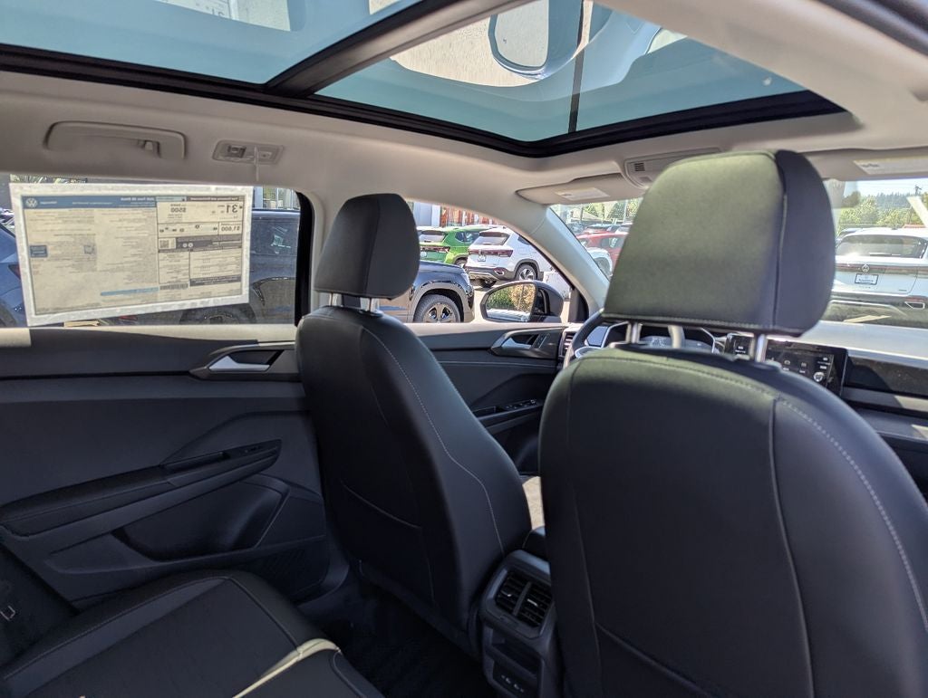 2026 Volkswagen Taos 1.5T SE Black
