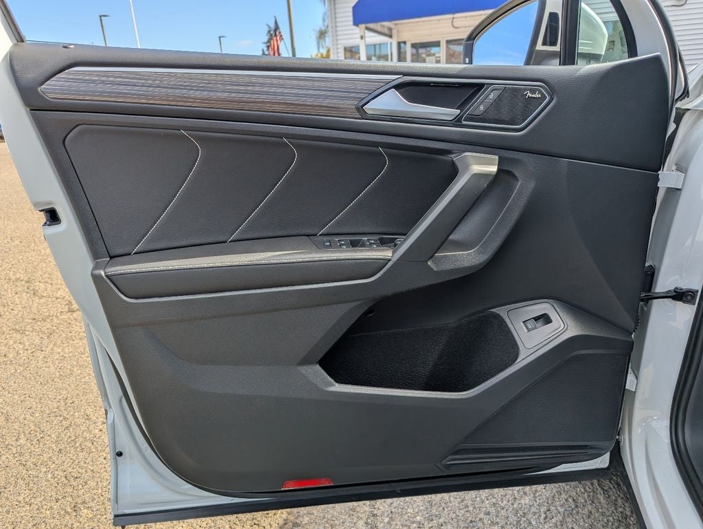 2022 Volkswagen Tiguan 2.0T SEL R-Line