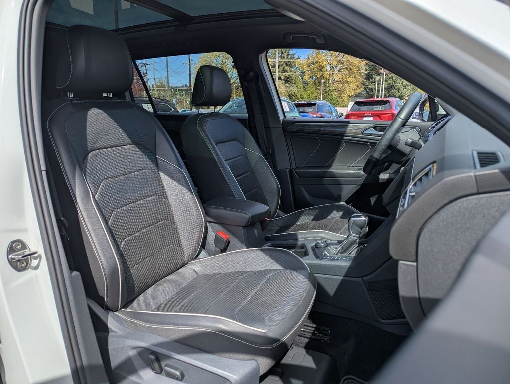 2022 Volkswagen Tiguan 2.0T SEL R-Line